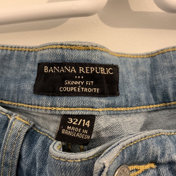 Banana Republic skinny jeans. Never worn! - Picture 3 of 4